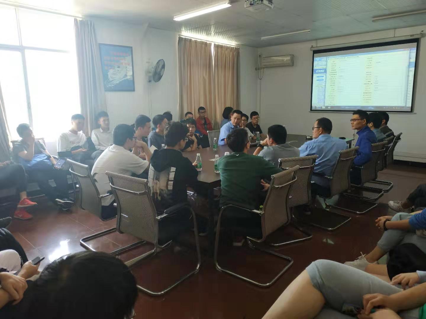 【校企交流謀發(fā)展 合作雙贏譜新篇】華南理工大學(xué)師生到重工公司學(xué)習(xí)交流