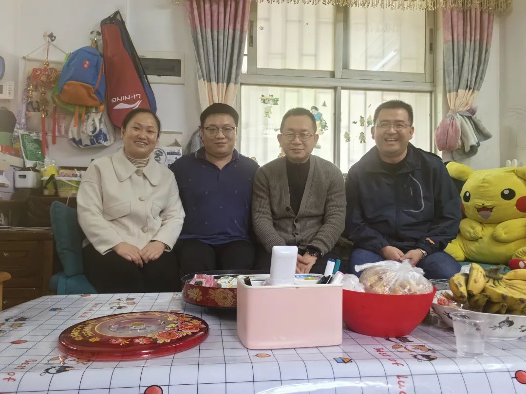 迎春送溫暖 關(guān)懷顯真情——公司開(kāi)展春節(jié)骨干家訪慰問(wèn)活動(dòng)